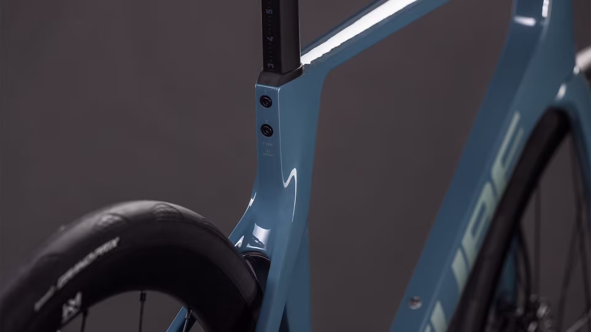 Cube - Image 4