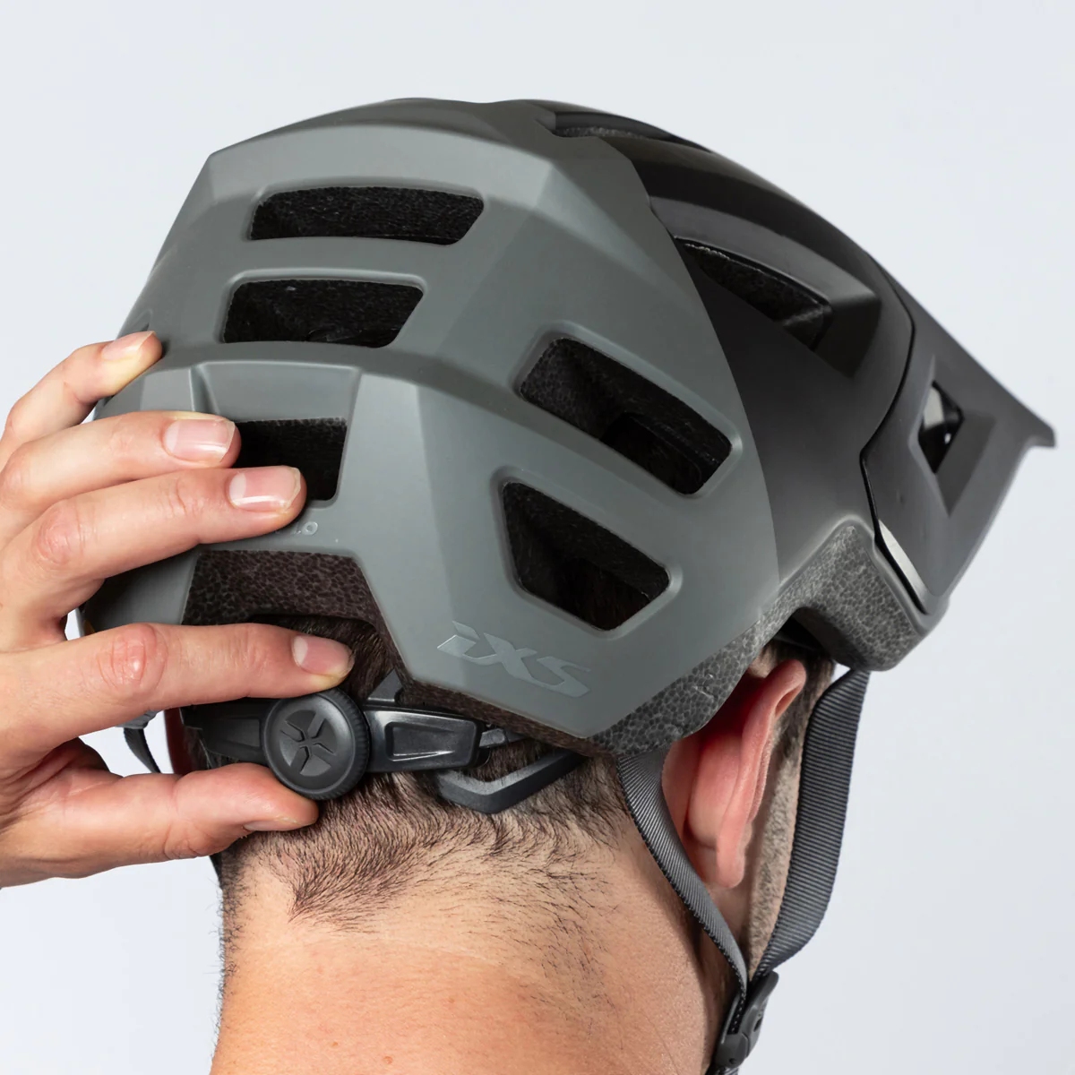 iXS Flow 1.0 Trail MIPS Helm - black-graphite - Image 7